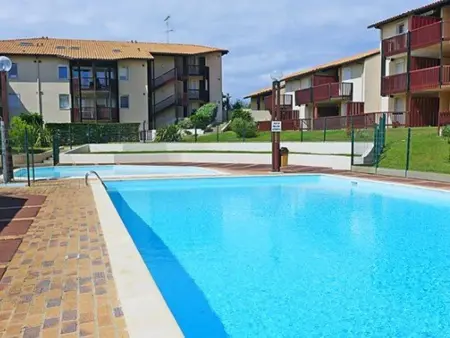 Appartement T2 à 50m du lac avec piscine et parking - Photo 7