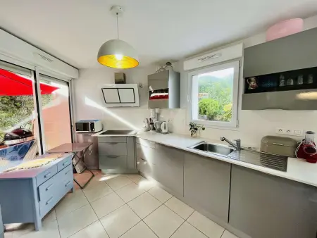 Villa 3 Chambres avec Jardin et Terrasse - Climatisée, Parking, Wi-Fi - Photo 5