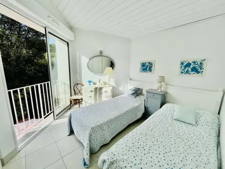 Villa 3 Chambres avec Jardin et Terrasse - Climatisée, Parking, Wi-Fi - Photo 13
