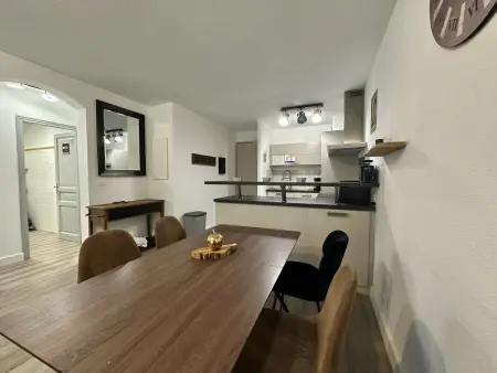 Appartement avec terrasse, 2 chambres, parking privé, à 2km de la plage - L'Île-Rousse - Photo 10