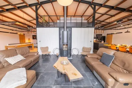Gite à la ferme avec Piscine intérrieur  sauna et bains à remous, Endroit élégant à Goesnes - Photo 2