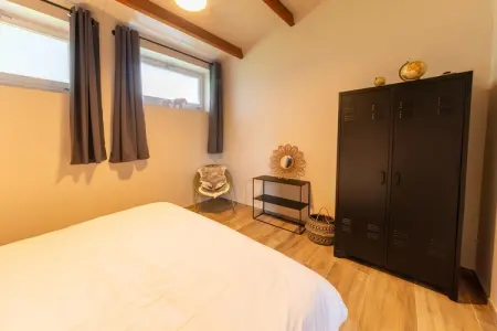 Gite à la ferme avec Piscine intérrieur  sauna et bains à remous, Endroit élégant à Goesnes - Photo 15