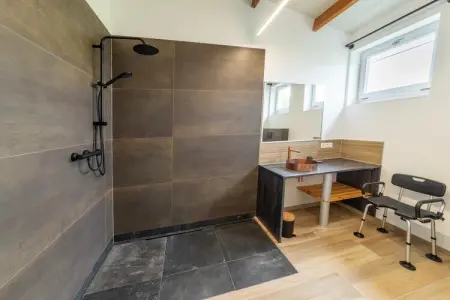 Gite à la ferme avec Piscine intérrieur  sauna et bains à remous, Endroit élégant à Goesnes - Photo 27
