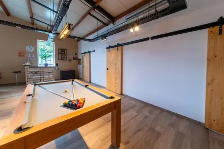 Gite à la ferme avec Piscine intérrieur  sauna et bains à remous, Endroit élégant à Goesnes - Photo 28