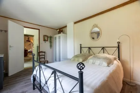 l'Aubépine, Majestueuse de vacances à Laroque avec jacuzzi - Photo 21