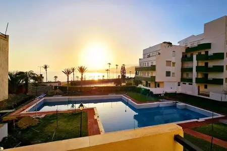 Los Flamencos, Appartement à Roquetas près de la plage Playa Serena. - Photo 1