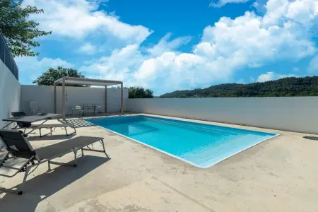 La Garenne, Villa majestueuse avec piscine privée - Photo 7