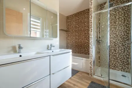 La Garenne, Villa majestueuse avec piscine privée - Photo 28