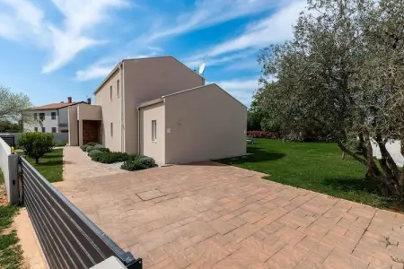 Villa Arancin, Villa en Istrie avec piscine chauffée - Photo 13