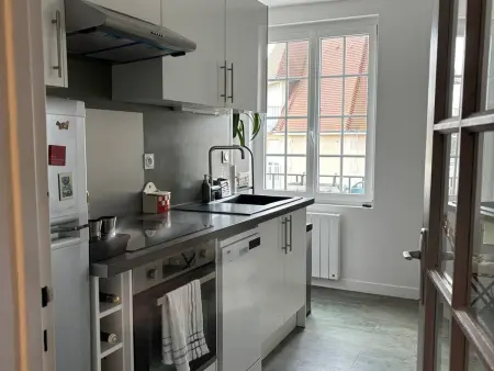 Appartement lumineux avec 2 chambres au cœur de Merville-Franceville - Photo 2