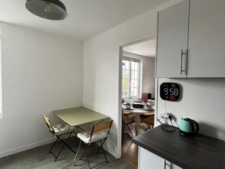 Appartement lumineux avec 2 chambres au cœur de Merville-Franceville - Photo 4