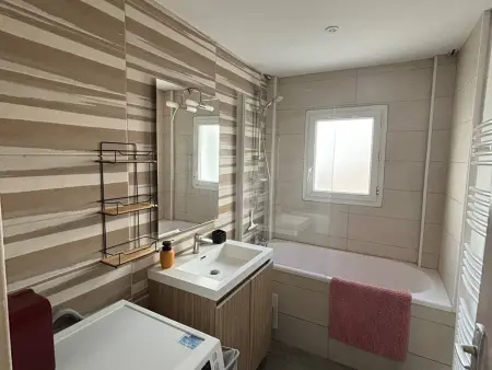 Appartement lumineux avec 2 chambres au cœur de Merville-Franceville - Photo 7