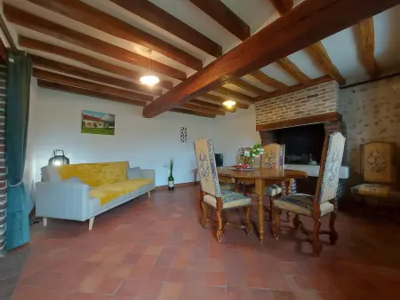Retraite Champêtre avec Jardin, Piscine et Proximité Château à Châteaudun - Photo 3