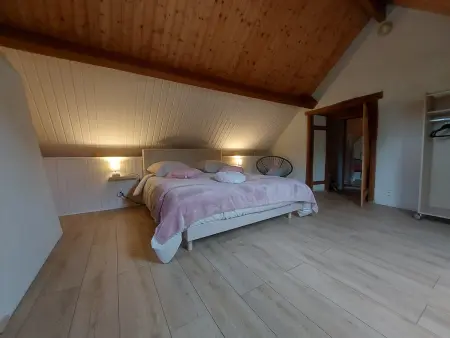 Retraite Champêtre avec Jardin, Piscine et Proximité Château à Châteaudun - Photo 4