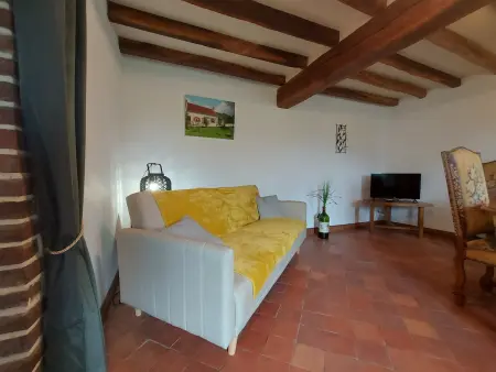 Retraite Champêtre avec Jardin, Piscine et Proximité Château à Châteaudun - Photo 8