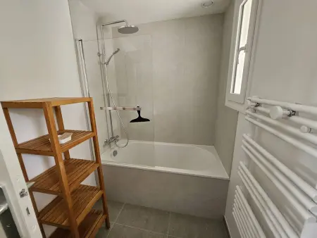 Rez de villa avec piscine privée chauffée et jardin, à 1 km de la mer - Photo 8