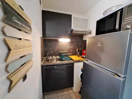 Appartement avec terrasse, clim portative et accès direct plage - Photo 7