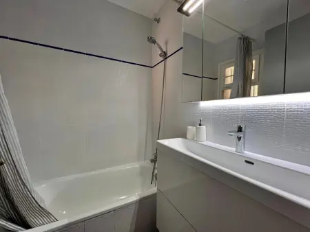 Apartamento con vistas al mar, piscina y aparcamiento en Sant Roc  Calella de Palafrugell - Photo 7
