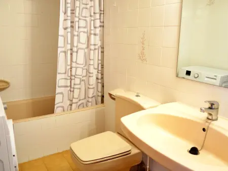 Appartement avec piscine et jardin à 250 m de la plage de Port Pelegri à Calella de Palafrugell - Photo 12