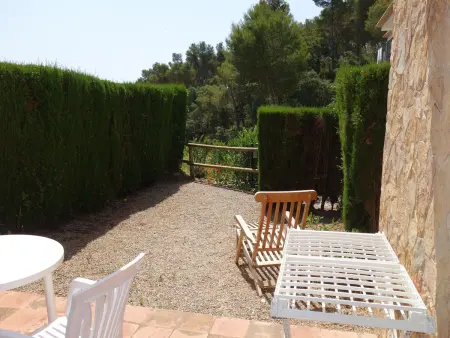 Studio en rez-de-chaussée avec grande terrasse et piscine, proche plage et centre à Calella de Palafrugell - Photo 1