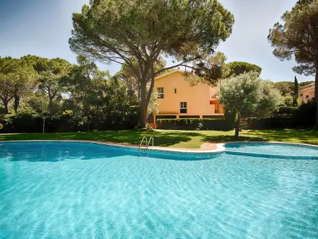 Superbe Villa à Sant Feliu de Guíxols avec Piscine Commune - Photo 1