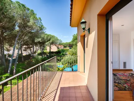 Superbe Villa à Sant Feliu de Guíxols avec Piscine Commune - Photo 7