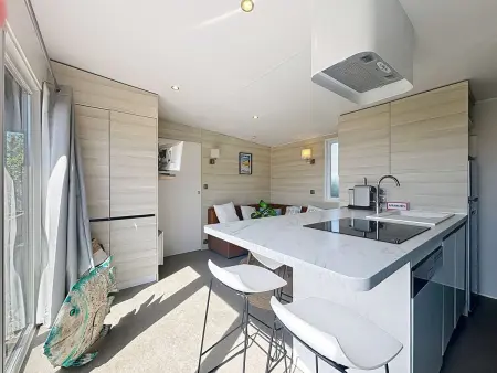 Mobil-Home Confort 6p, 3 Chambres, 2 SDB, Plage à 200m, Piscine Chauffée, Fitness, Wifi Gratuit - Photo 3