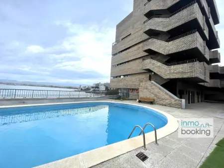 Appartement 3 chambres avec piscine et parking à deux pas de la plage - Photo 1