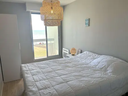 Appartement 2 Pièces avec Vue Mer, Proche Plage et Parking à Saint-Gilles-Croix-de-Vie - Photo 11