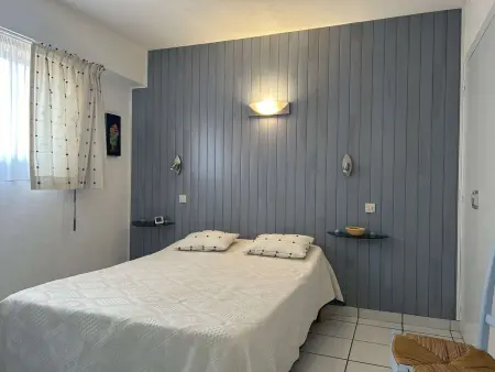 Appartement 2 pièces avec parking et vue sur mer à 200m de la plage - Photo 9