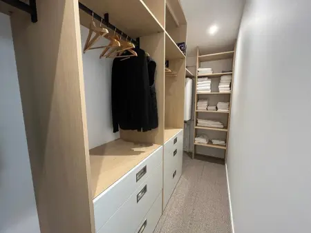 Maison contemporaine de plain-pied avec jardin clos et parking privé à Barneville-Carteret - Photo 12