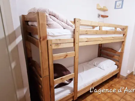 Appartement charmant 46m² pour 6 pers, proche pistes et commerces, balcon exposé Est - Photo 2