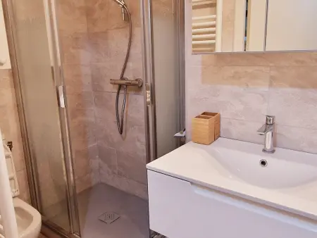 Appartement charmant 46m² pour 6 pers, proche pistes et commerces, balcon exposé Est - Photo 6