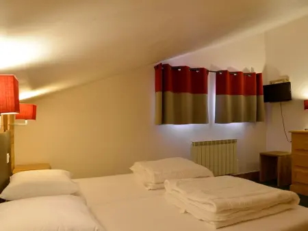 Appartement duplex 6 pers · Ski aux pieds · Piscine chauffée · Animaux admis - Photo 6