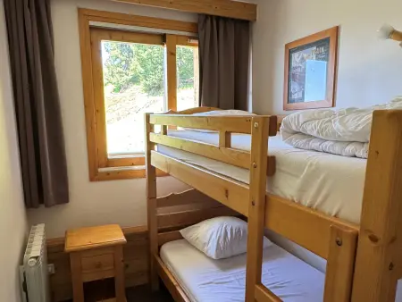 Appartement spacieux au pied des pistes avec piscine, sauna et balcon, Belle Plagne. - Photo 4