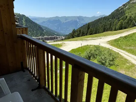Appartement spacieux au pied des pistes avec piscine, sauna et balcon, Belle Plagne. - Photo 6