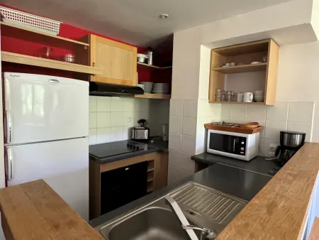 Appartement cosy avec accès direct aux pistes, espace bien-être et piscine chauffée - Photo 2