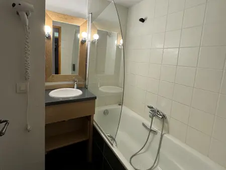 Appartement 3P, piscine chauffée, animaux admis, pieds des pistes - Photo 5