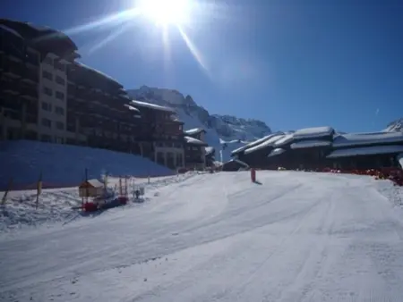 Studio fonctionnel 2 pers · Ski aux pieds · Vue pistes - Photo 5