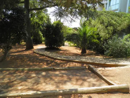Studio Cabine avec Piscine, Parking Privé et Wifi - Proche Plage et Commerces à Sète - Photo 1