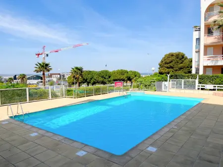 Studio Cabine avec Piscine, Parking Privé et Wifi - Proche Plage et Commerces à Sète - Photo 2