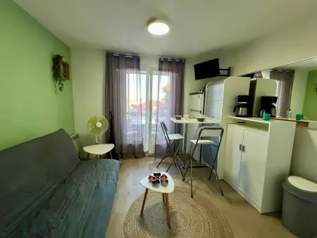 Studio Cabine avec Piscine, Parking Privé et Wifi - Proche Plage et Commerces à Sète - Photo 3