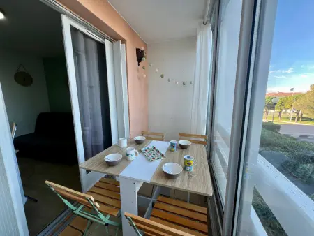 Studio Cabine avec Piscine, Parking Privé et Wifi - Proche Plage et Commerces à Sète - Photo 9