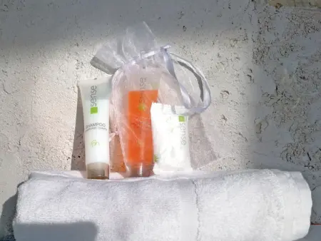 Studio Cabine avec Piscine, Parking Privé et Wifi - Proche Plage et Commerces à Sète - Photo 17