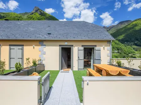 Lodge neuf avec grande terrasse et équipement haut de gamme - Photo 1
