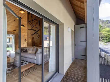 Lodge neuf avec grande terrasse et équipement haut de gamme - Photo 15