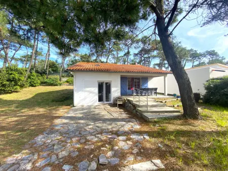Maison près de la plage avec WiFi, terrasse, jardin, parking, pour 6 personnes - La Tranche-sur-Mer - Photo 1