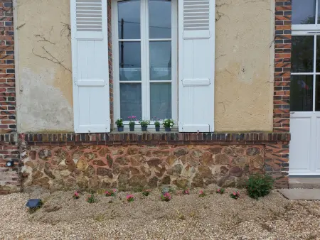 Maison de Charme à la Campagne avec Jardin, Billard, Baby-foot et Terrasse en Teck - Photo 30