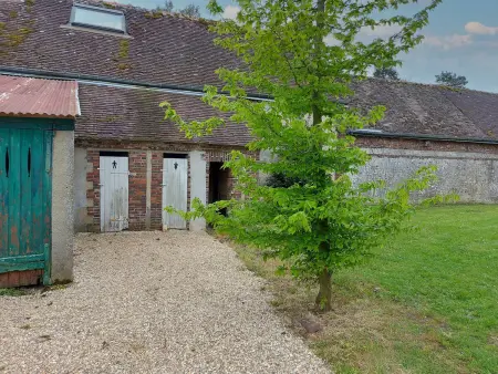 Maison de Charme à la Campagne avec Jardin, Billard, Baby-foot et Terrasse en Teck - Photo 31