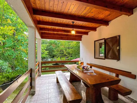 Ravno, Maison 8 personnes à Fužine - Photo 1